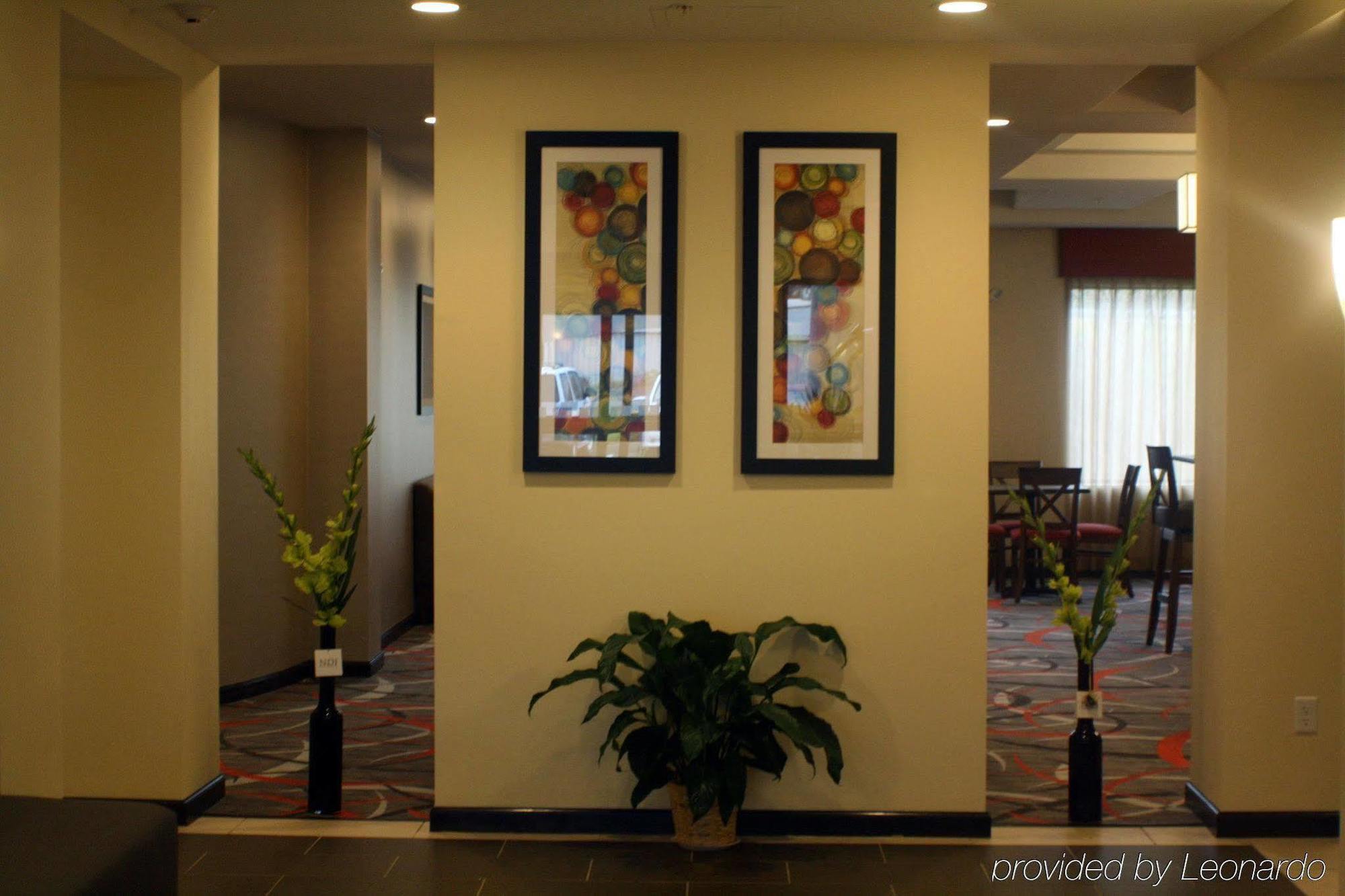 Holiday Inn Express And Suites - Bradford By Ihg Interior foto